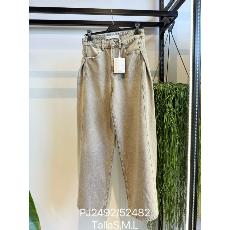 PJ2492